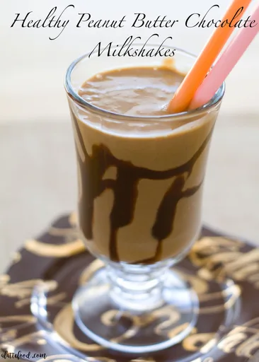 Batido Saludable de Crema de Cacahuete, Plátano y Chocolate