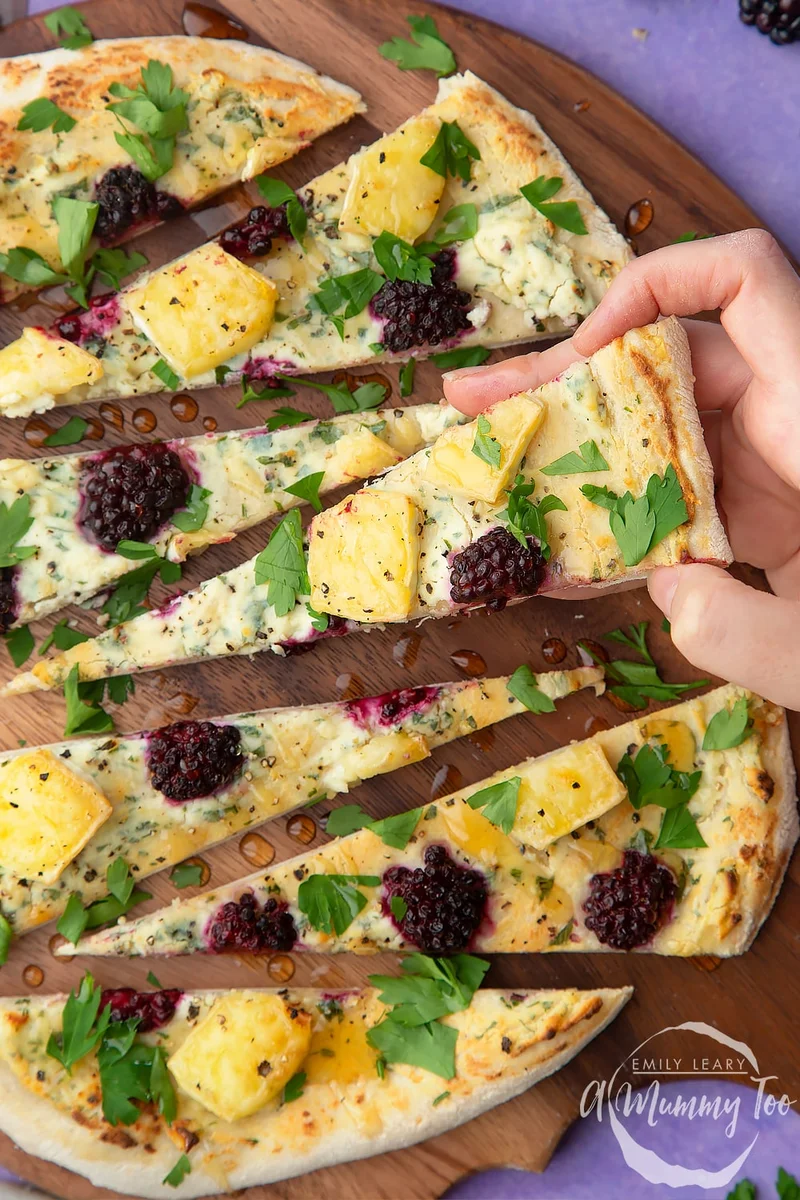 Brie and Blackberry Pizza Recipe