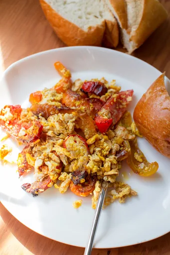 Pimientos con huevos