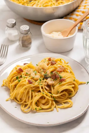 Carbonara de langostinos
