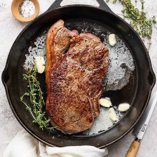 Bistec a la sartén de hierro fundido