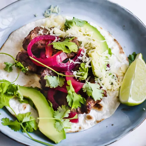 Tacos de cerdo al mole