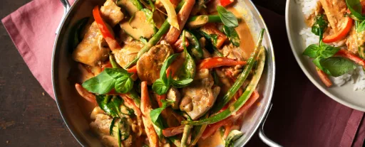Kycklingwok med kokosmjölk