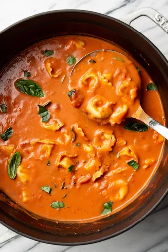 Tomato Tortellini Soup