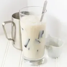 Vietnamese Grass Jelly and Milk Dessert (Sửa Sương Sáo)