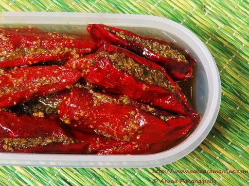 UP Style Bharwan Lal Mirch ka Achaar | Stuffed Red Chilly Pickle