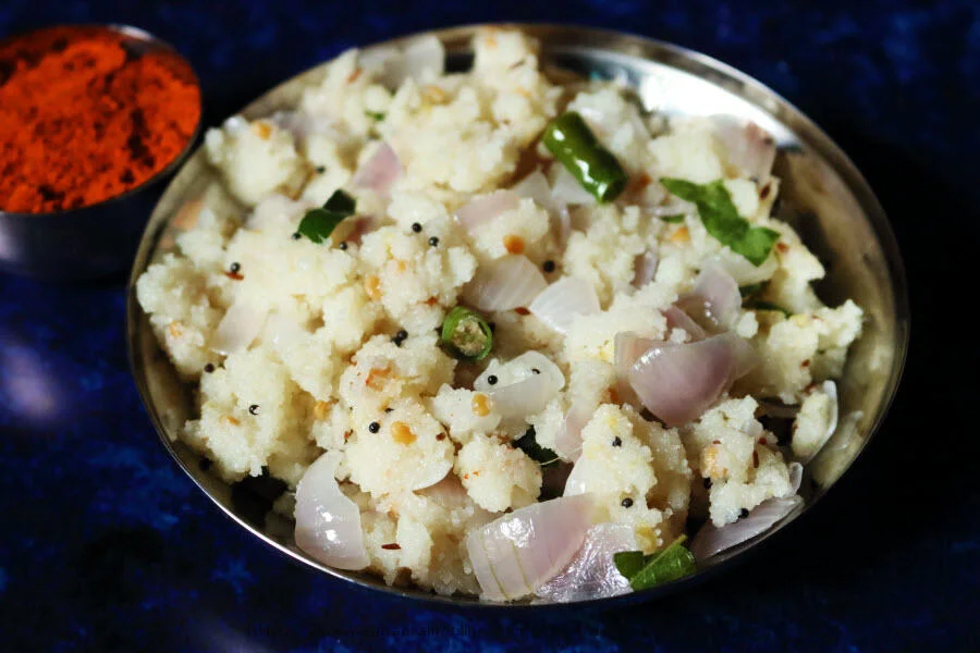 Onion Upma | Savoury Semolina with Onions
