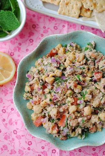 Ensalada de Atún y Garbanzos al Limón