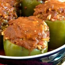 Pimientos rellenos clásicos