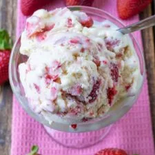 Fresh Strawberry Ice Cream