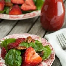 Spinach Strawberry Salad with Strawberry Vinaigrette