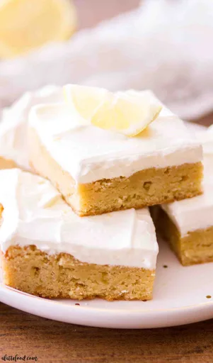 Easy Lemon Blondies Recipe