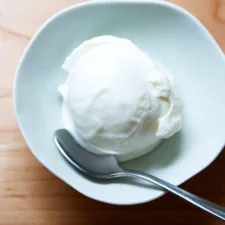 Yogur Helado Casero Auténtico de 3 Ingredientes
