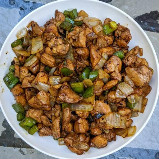 Pollo a la pimienta negra