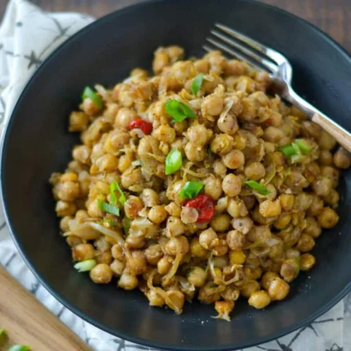 Garbanzos hervidos y fritos al estilo guyanés