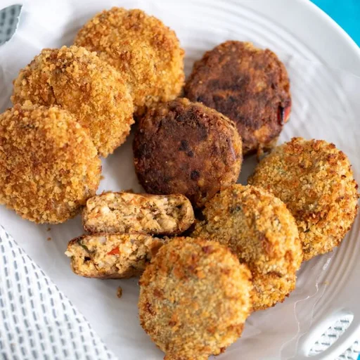 Salmon Cakes (using canned salmon)