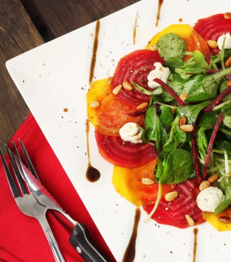 Carpaccio de betteraves et mâche