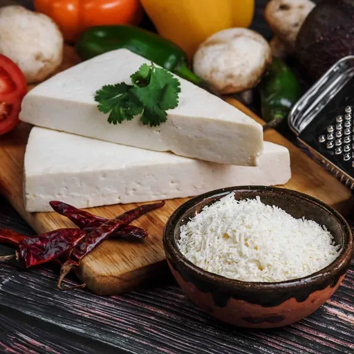 Sustituto de queso cotija vegano y sin lácteos casero
