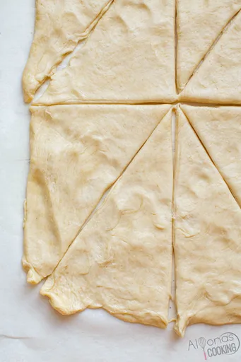 Crescent Rolls (Pillsbury Copycat)