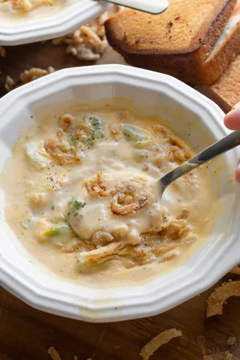Easy Broccoli Cheese Soup
