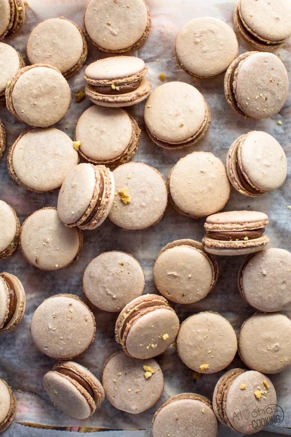 Easy Nutella Macarons