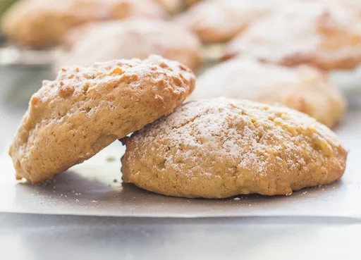 Cinnamon Applesauce Cookies