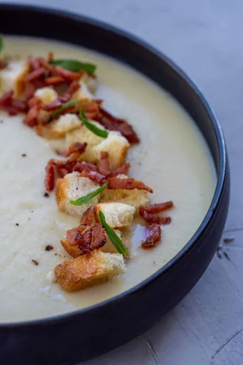 Cauliflower Bacon Soup