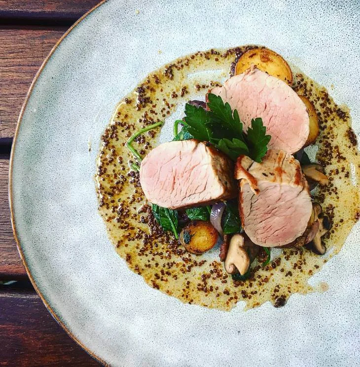 Pork tenderloin, shiitake, spinach, honey mustard sauce