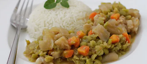 Guiso de guisantes con pata de res
