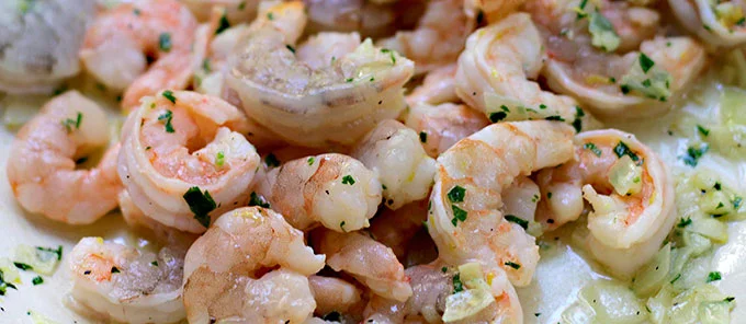 Camarones al Ajillo