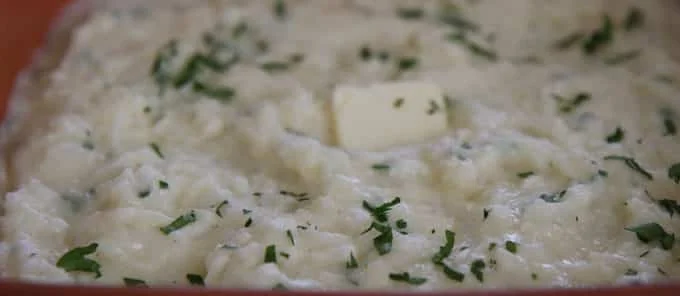 Puré de Papas con Hierbas y Ajo