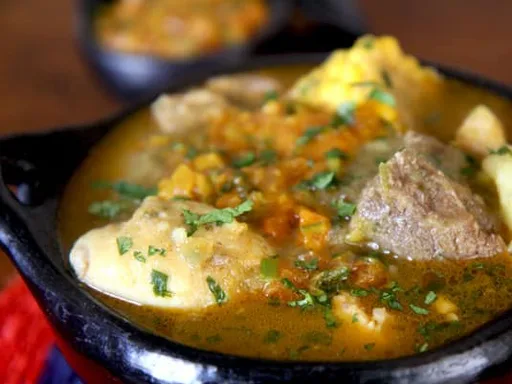 Sancocho colombiano