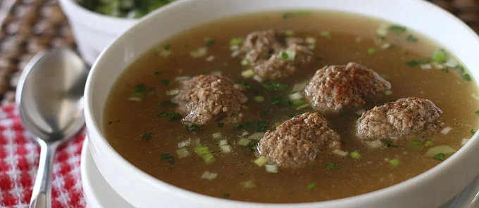 Sopa de Albóndigas