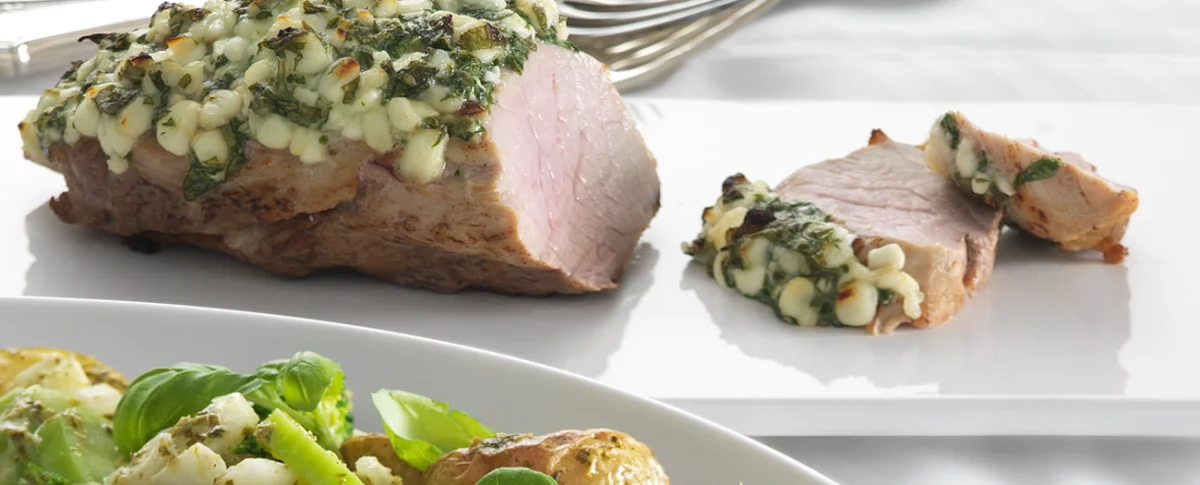 Gratinated pork fillet with pesto potatoes