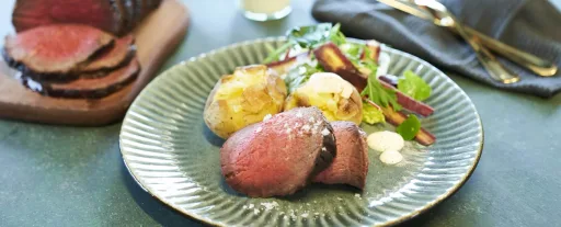 Roastbeef med bagte kartofler
