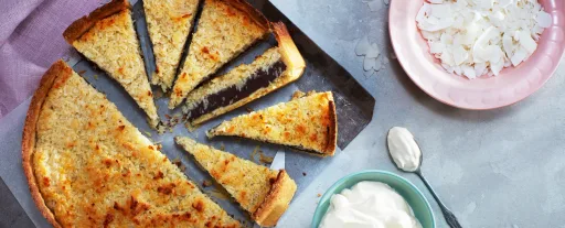 Sticky chocolate cake pie