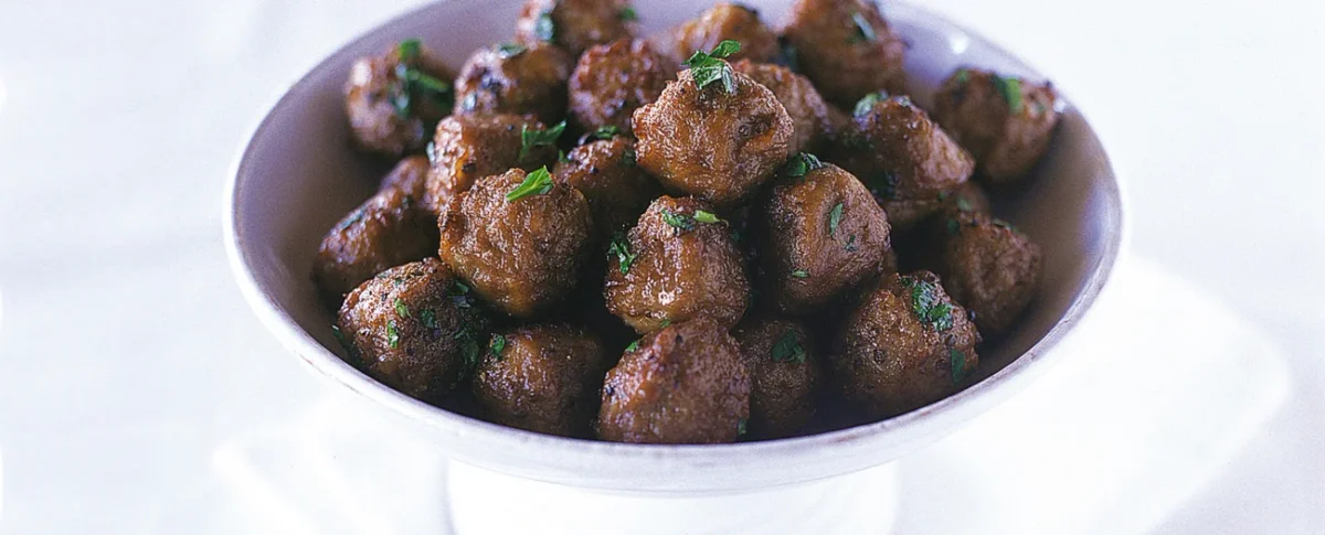 Köttbullar i kryddpepparsmör