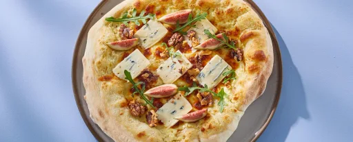 Pizza bianca med blåmögelost
