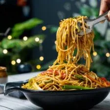 Vegetable Chowmein Recipe | রেস্টুরেন্টের মতো চাইনিজ নুডুলস রেসিপি