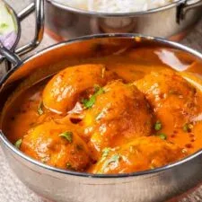 Curry de Huevo Estilo Restaurante