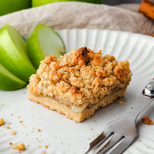 Porción de tarta de manzana