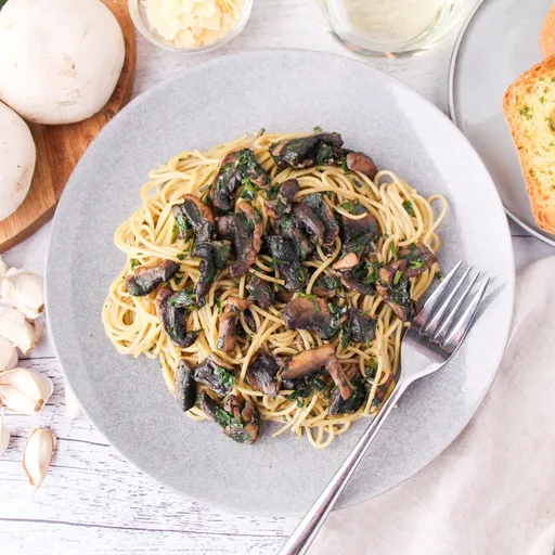 Champiñones aglio e olio