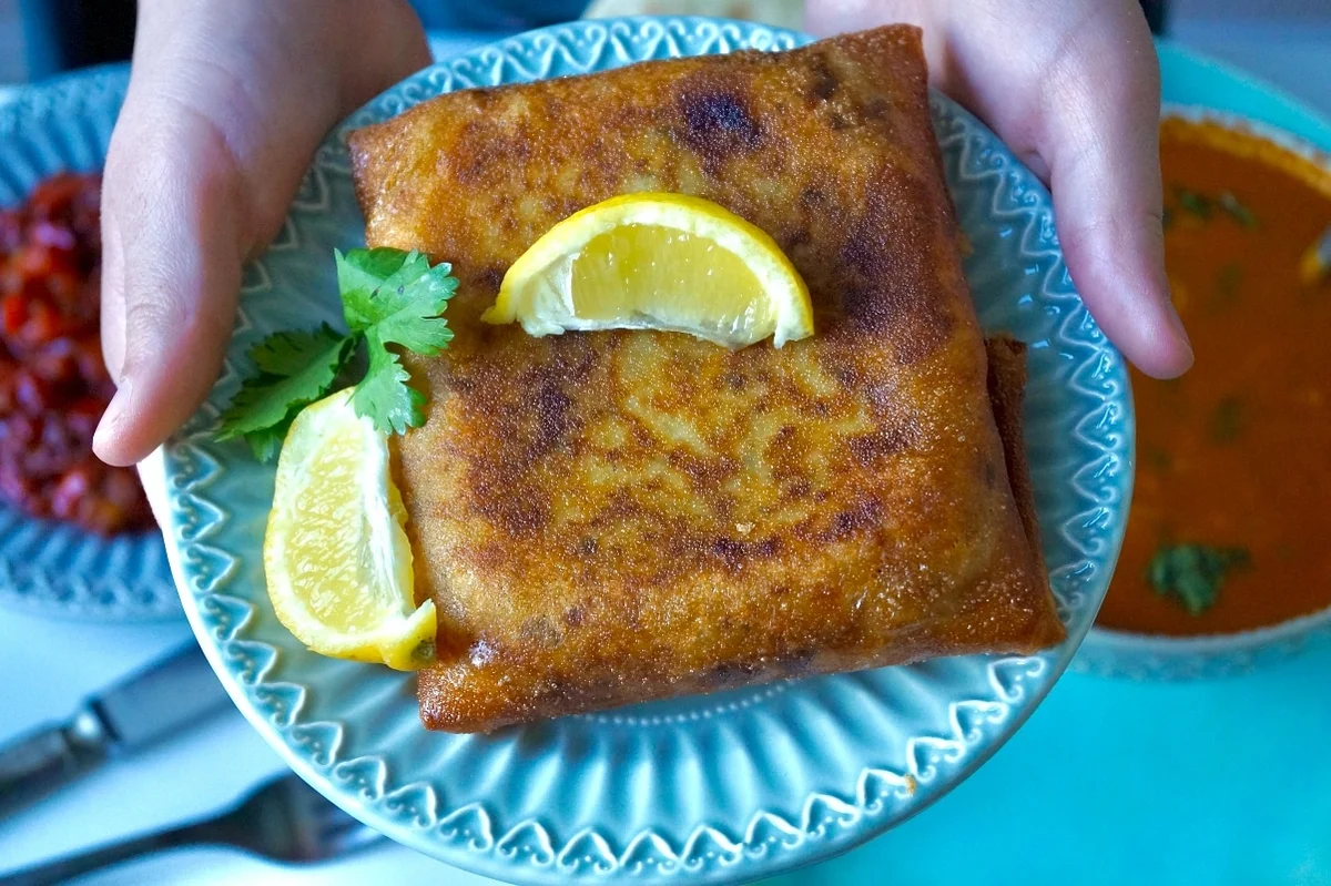 Annabi brick (minced meat and egg bourek)