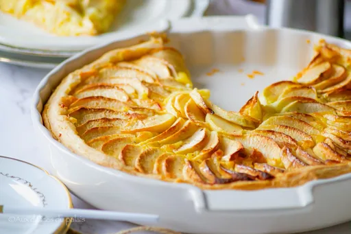 Roscón de reyes de manzana estilo tarta
