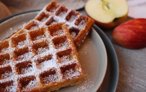 Gofres de manzana y canela