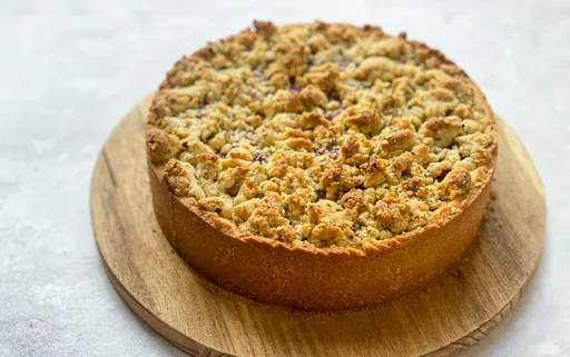 Himbeer Kirschtorte mit Streusel