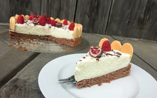 Tarta de yogur y coco