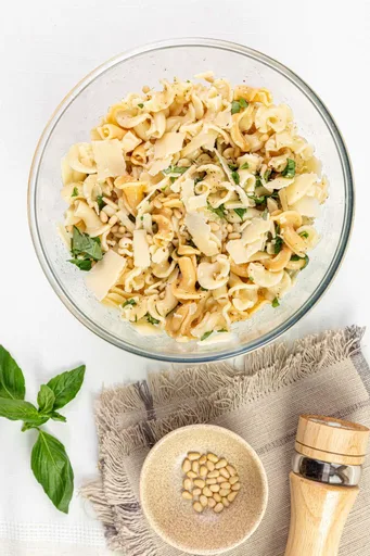 Ensalada de pasta al limón