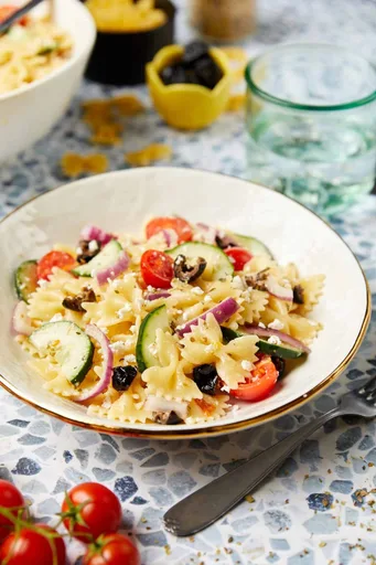 Ensalada de pasta mediterránea