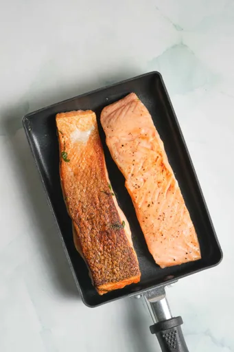Pan-Fried Salmon And Asparagus